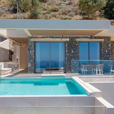 Pyrgos Exquisite Villa